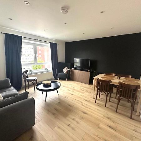 Holyrood Central Apartment Edinburgh Ngoại thất bức ảnh