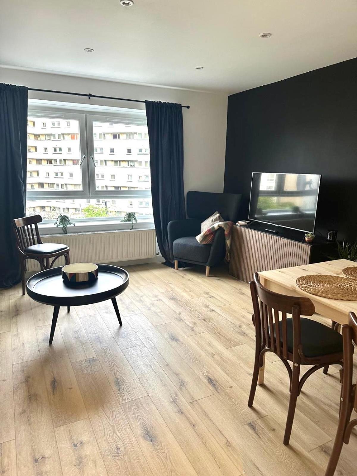 Holyrood Central Apartment Edinburgh Ngoại thất bức ảnh