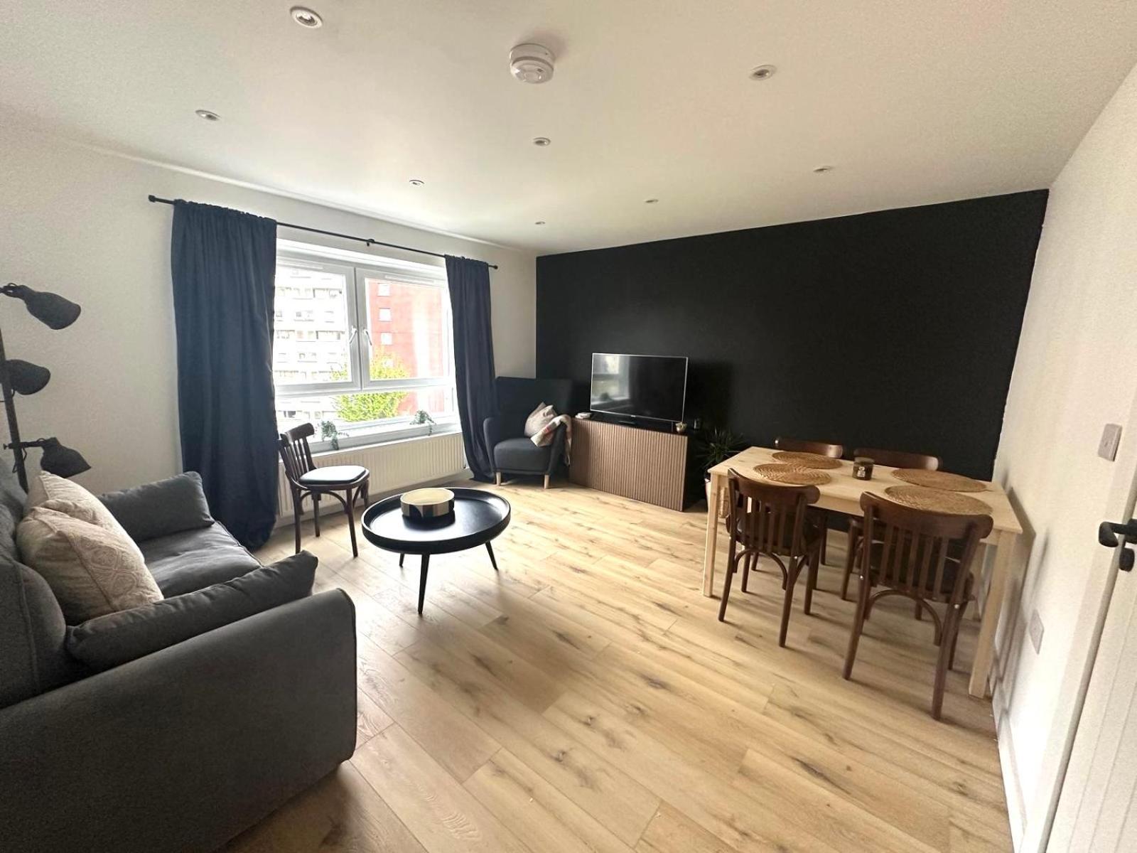 Holyrood Central Apartment Edinburgh Ngoại thất bức ảnh