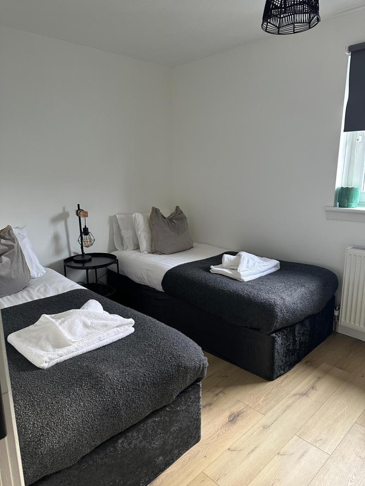 Holyrood Central Apartment Edinburgh Ngoại thất bức ảnh