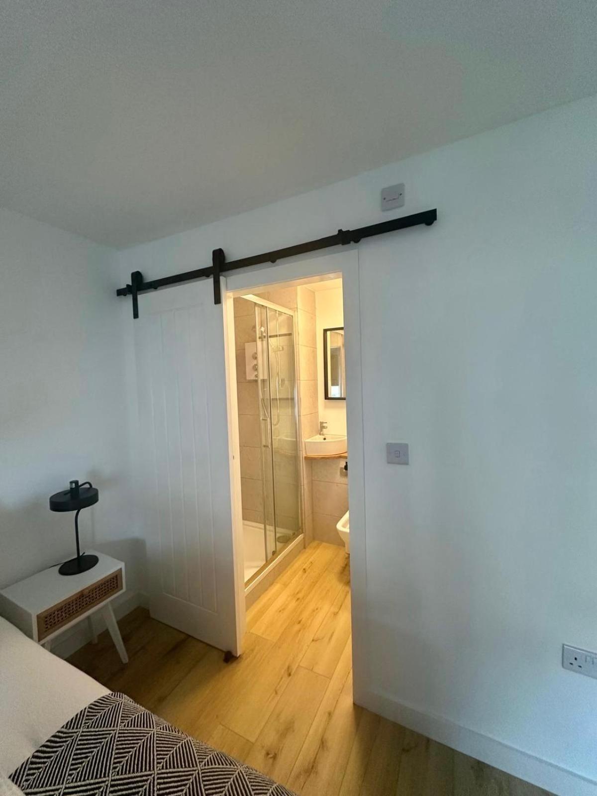 Holyrood Central Apartment Edinburgh Ngoại thất bức ảnh